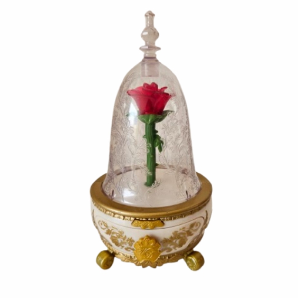 Rosa vermelha na redoma luxo